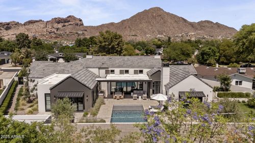 4715 E Calle Del Medio, Phoenix, AZ, 85018-3813 | Card Image