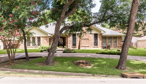 1623 Cedar Hill Rd, Duncanville, TX, 75137-3800 | Card Image