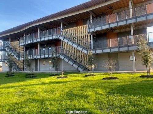 306-101 W 33rd Street, Bryan, TX, 77803 | Card Image