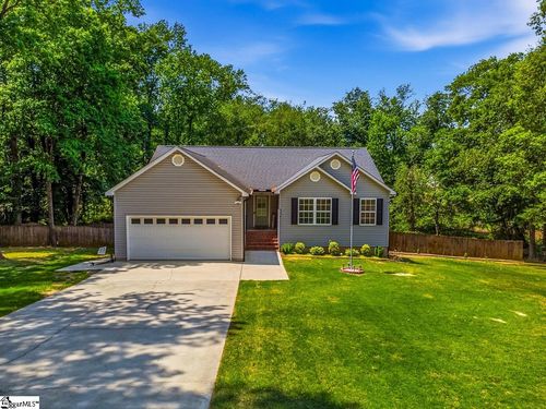 127 Oak Dr, Greer, SC, 29650-2641 | Card Image
