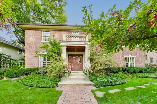 547 Jackson Ave, River Forest, IL, 60305-1803 | Card Image