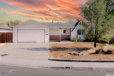 320 Galleron Way, House other with 4 bedrooms, 2 bathrooms and null parking in Sparks NV | Image 1