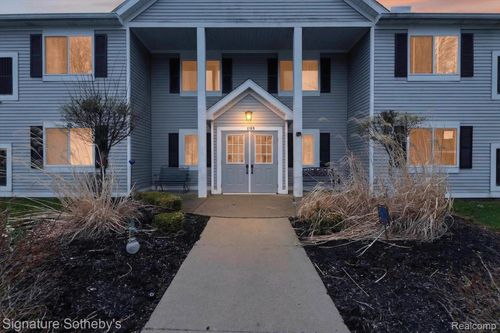 unit-71-1155 S Lake Dr, Novi, MI, 48377-1851 | Card Image