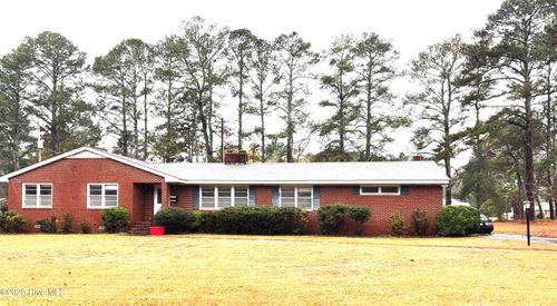 1810 Church St, Scotland Neck, NC, 27874-1420 | Card Image