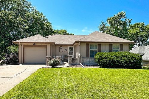 11417 R St, Omaha, NE, 68137-3629 | Card Image