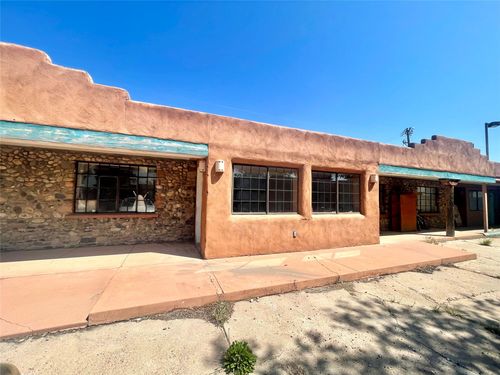 12-1151 Grand Ave, Las Vegas, NM, 87701-4524 | Card Image