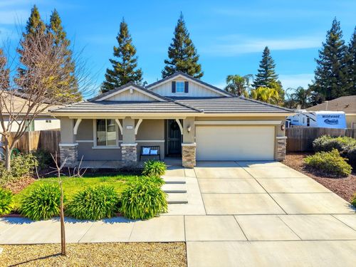 3142 S Kennedy Street, Visalia, CA, 93292 | Card Image