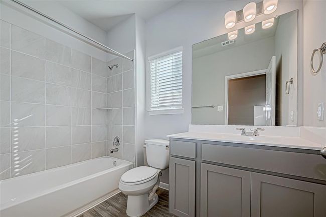 27076 Badger Way, House other with 3 bedrooms, 2 bathrooms and 2 parking in Magnolia TX | Image 27