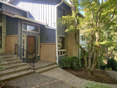 90 Wheatherstone Pl, Lake Oswego, OR, 97035 | Card Image