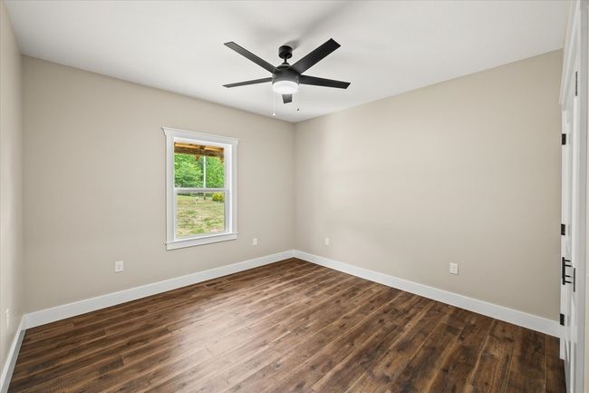 305 Georgee Rd, House other with 3 bedrooms, 2 bathrooms and 2 parking in Jamestown TN | Image 17