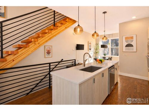 2139 N Downing St, Denver, CO, 80205-5210 | Card Image