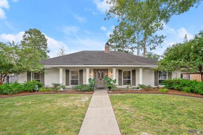 12710 E Sheraton Ave, House other with 5 bedrooms, 2 bathrooms and null parking in Baton Rouge LA | Image 1