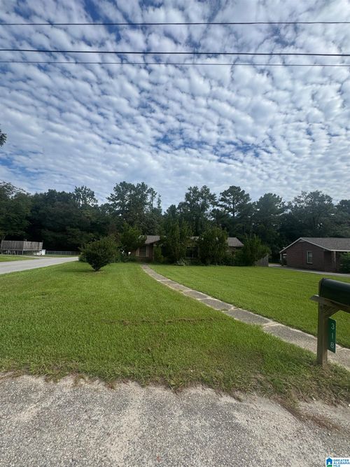 318 Stallworth St, Brewton, AL, 36426-2240 | Card Image