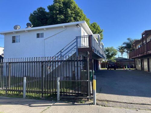 240 Duboce Ave, Richmond, CA, 94801-1860 | Card Image