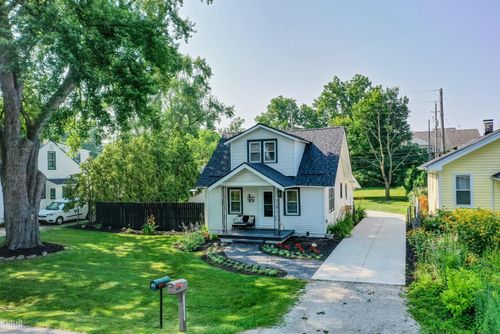 1120 Hartland Dr, Troy, MI, 48083-5417 | Card Image