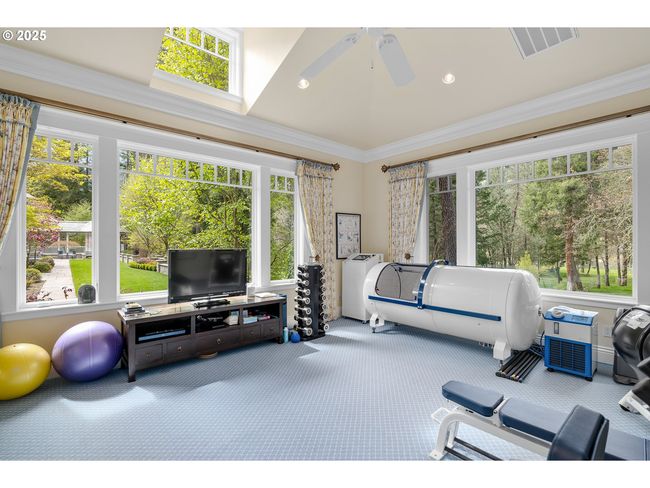 503 Quail Ln, House other with 3 bedrooms, 4 bathrooms and 3 parking in Grants Pass OR | Image 34