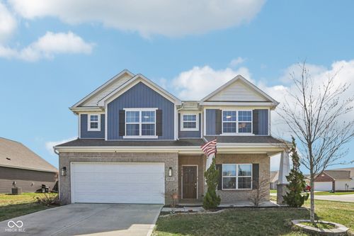 6673 Laurelwood Dr, Pendleton, IN, 46064-1369 | Card Image