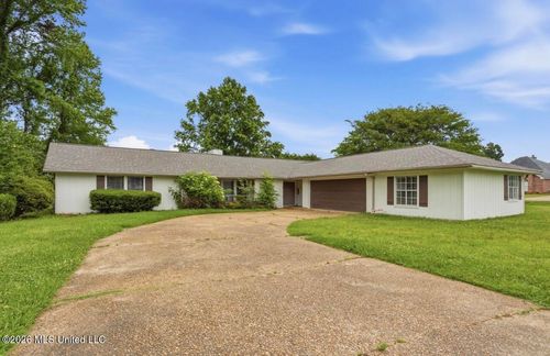 500 Alverton Ct, Brandon, MS, 39047-8001 | Card Image