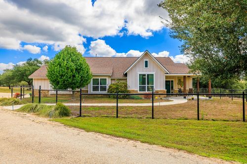 2873 Ranch Road 1888, Fredericksburg, TX, 78624-4994 | Card Image