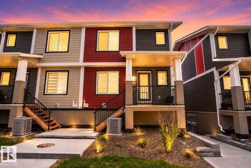 16-9250 156 Ave Nw, Edmonton, AB, T5Z0S4 | Card Image