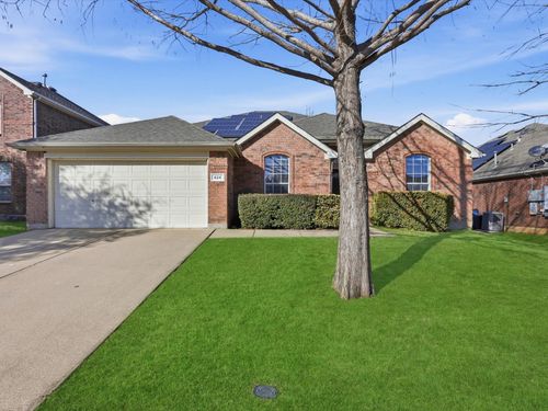 424 Shady Shore Ln, Crowley, TX, 76036-6406 | Card Image