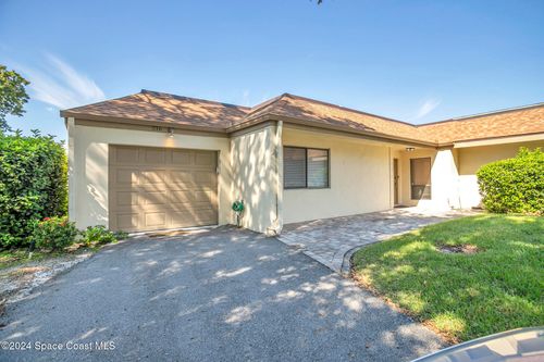 216 Country Club Dr, Melbourne, FL, 32940-7624 | Card Image