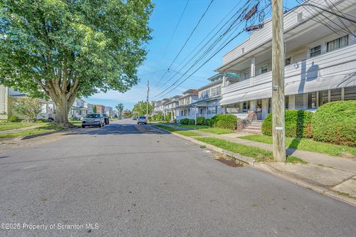 398 Winola Ave, Kingston, PA, 18704-5125 | Card Image