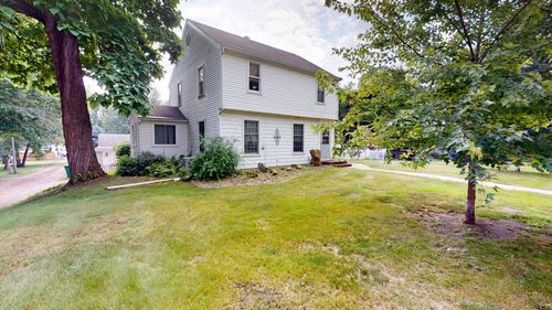 1015 W William St, Albert Lea, MN, 56007-1767 | Card Image