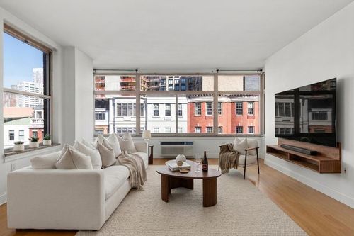 apt-415-10 Regent St, Jersey City, NJ, 07302-7325 | Card Image