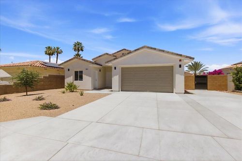 68160 Modalo Rd, Cathedral City, CA, 92234-5246 | Card Image