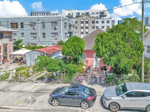 119 Sw 7th Ave, Miami, FL, 33130-2307 | Card Image