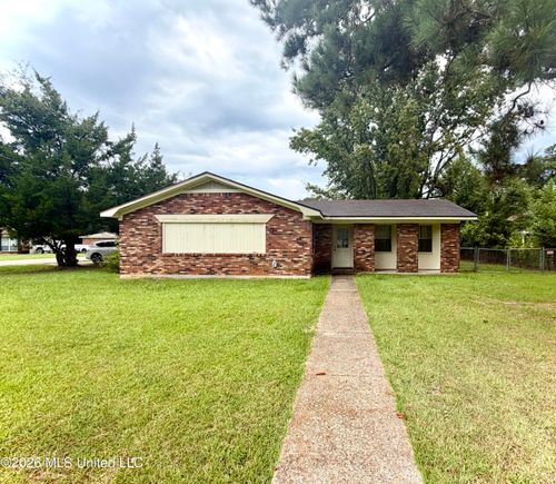 33 Trailwood Circle, Petal, MS, 39465 | Card Image