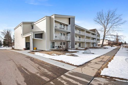 309-3002 56 Ave, Lloydminster, AB, T9V1Z7 | Card Image