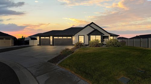 6712 Garnet Ct, West Richland, WA, 99353-6501 | Card Image