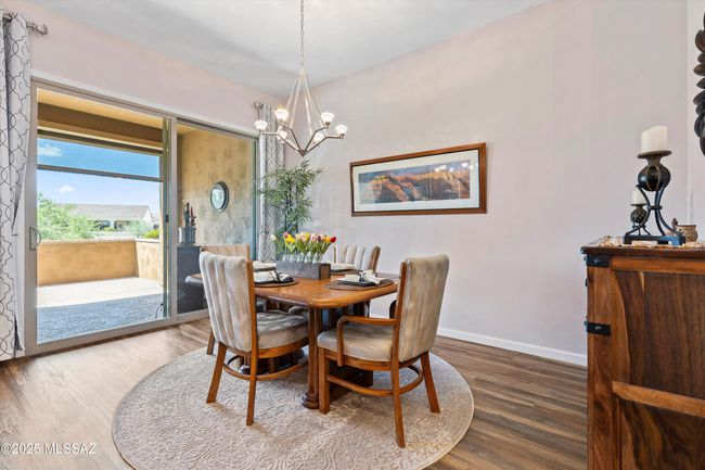 18-Dining Area | Image 16