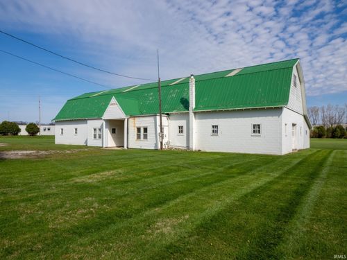 720 W Washington St, Monticello, IN, 47960-2045 | Card Image