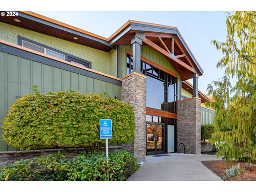 208-2191 Nw 2nd St, McMinnville, OR, 97128-9106 | Card Image