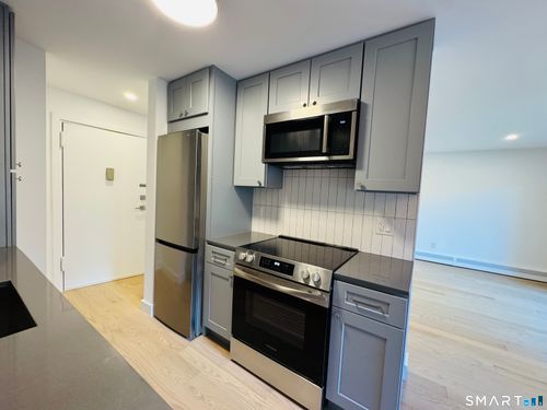 5-29 Balance Rock Rd, Seymour, CT, 06483-6018 | Card Image