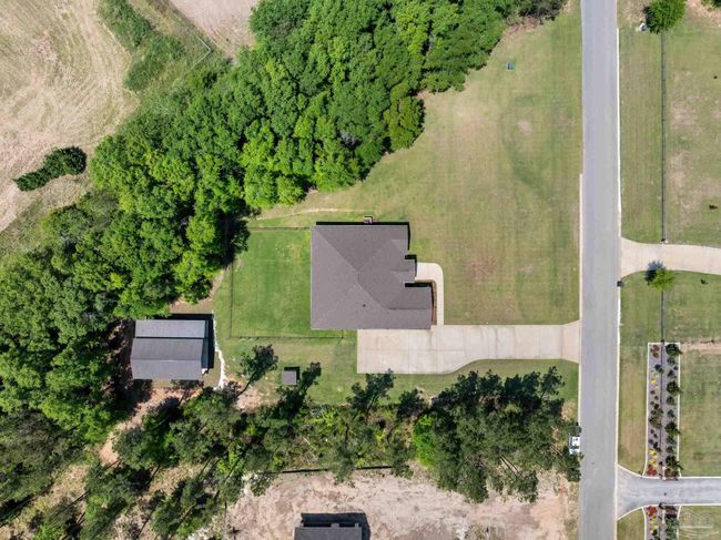 9241 Sage Forest Ln, House other with 3 bedrooms, 3 bathrooms and 2 parking in Pace FL | Image 48