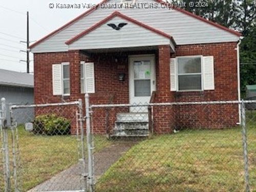 2029 Poplar Street, Kenova, WV, 25530 | Card Image