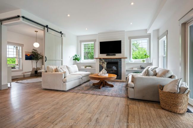 13394 Tenth Line, House other with 5 bedrooms, 4 bathrooms and 10 parking in Georgetown ON | Image 13