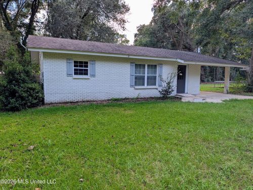 102 Meadow St, Lucedale, MS, 39452-6048 | Card Image