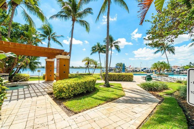 APT-206 - 127 Yacht Club Way, Condo with 2 bedrooms, 2 bathrooms and null parking in Hypoluxo FL | Image 32