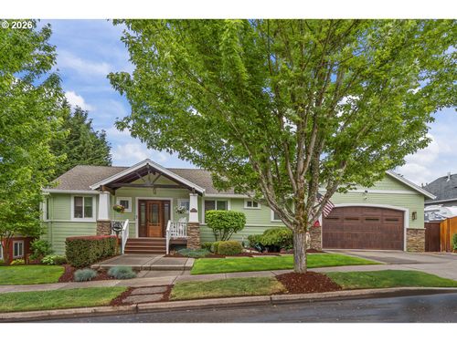 447 Nw Mt Mazama St, McMinnville, OR, 97128 | Card Image