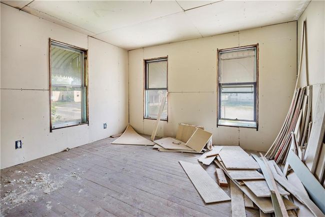 511 E 9 Th St, House other with 5 bedrooms, 1 bathrooms and null parking in Trenton MO | Image 13