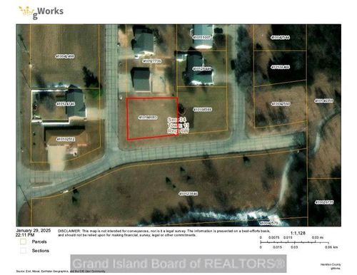 1806 Applewood St, Aurora, NE, 68818-1401 | Card Image