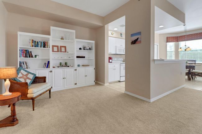 Den - could be a formal dining room | Image 9