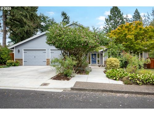 2618 Orchard Hill Pl, Lake Oswego, OR, 97035-1135 | Card Image