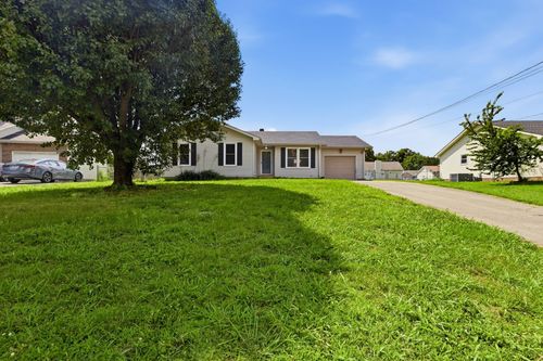 2660 Keyland Dr, Clarksville, TN, 37040-5961 | Card Image