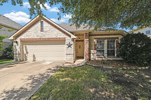 18608 Royal Pointe Dr, Pflugerville, TX, 78660-7492 | Card Image